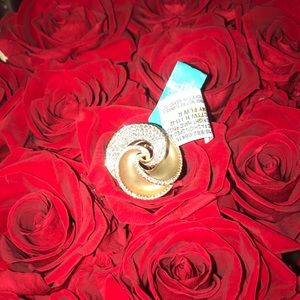 EFFY® Diamond Pavé Flower Statement Ring